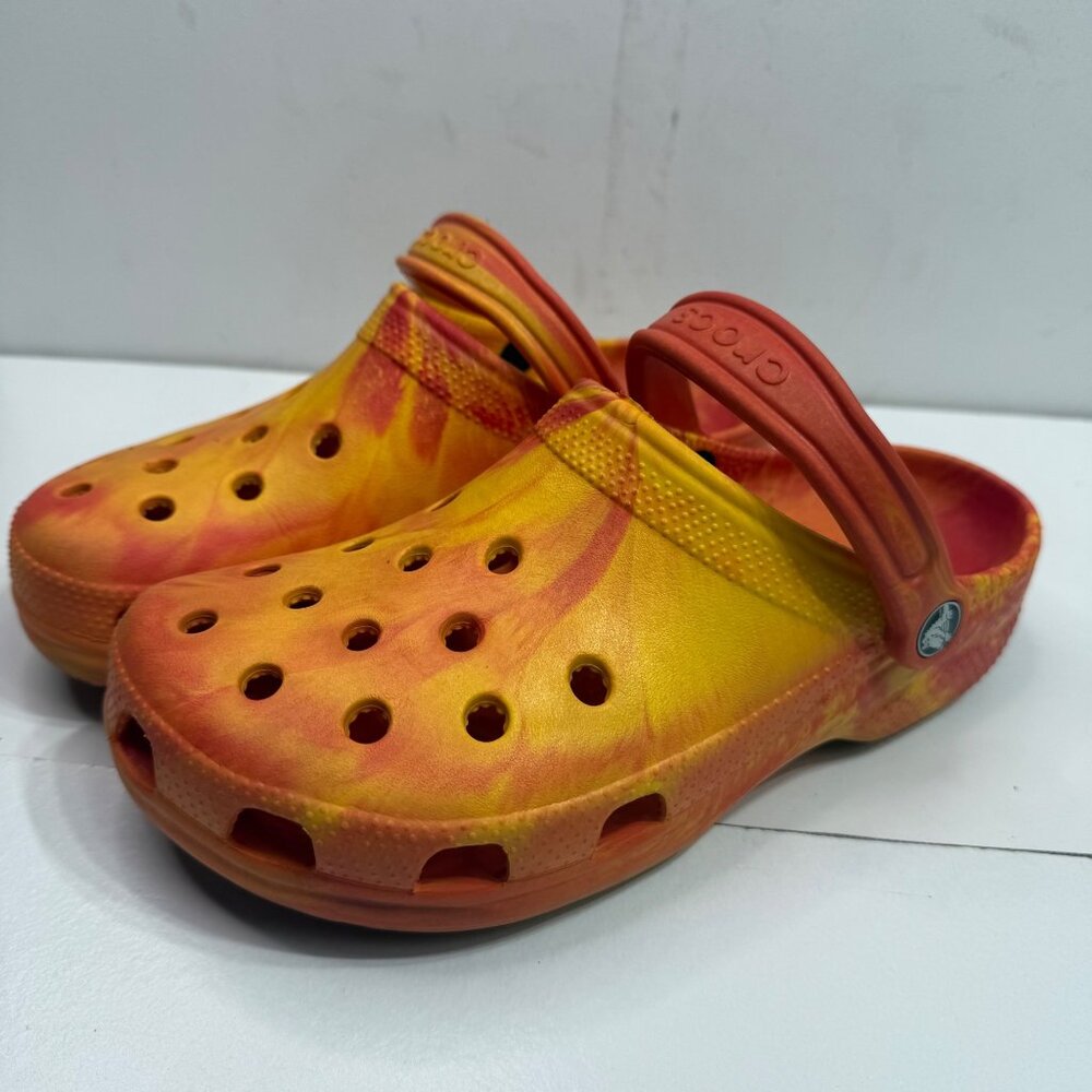 Crocs Classic Orange Tie-Dye Clogs Womens Size 8 / Mens Size 6